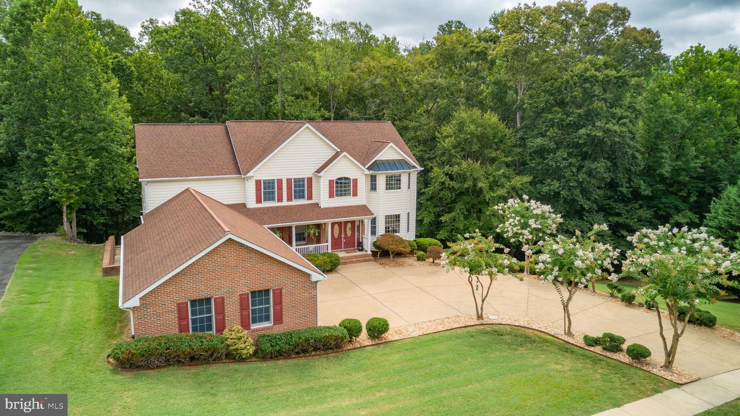1001 FEATHERSTON CT, FREDERICKSBURG, Virginia 22401, 5 Bedrooms Bedrooms, ,4 BathroomsBathrooms,Residential,For sale,1001 FEATHERSTON CT,VAFB2008660 MLS # VAFB2008660