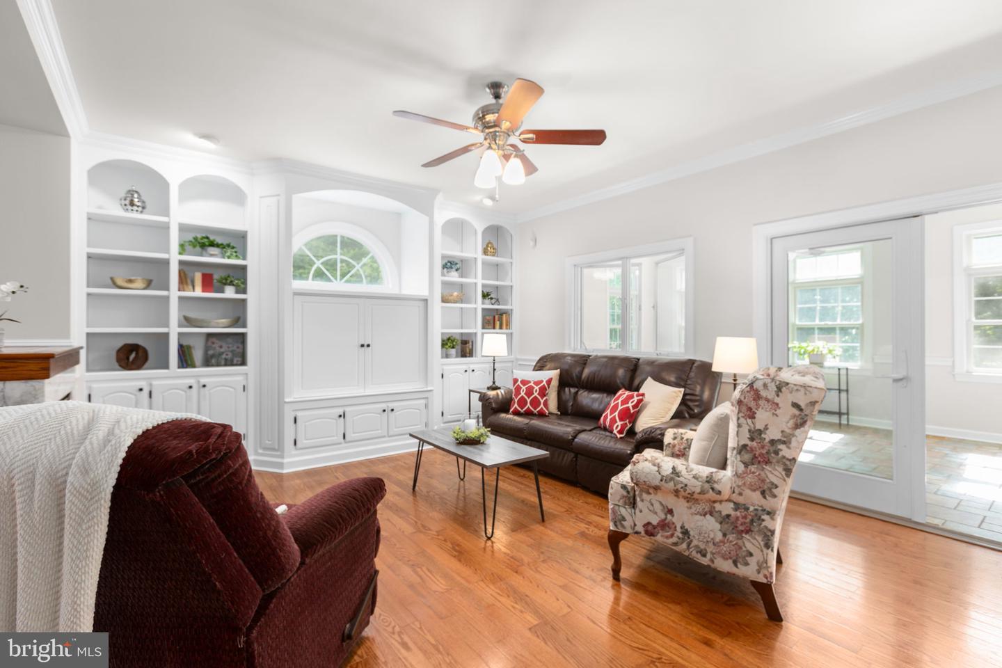 1001 FEATHERSTON CT, FREDERICKSBURG, Virginia 22401, 5 Bedrooms Bedrooms, ,4 BathroomsBathrooms,Residential,For sale,1001 FEATHERSTON CT,VAFB2008660 MLS # VAFB2008660