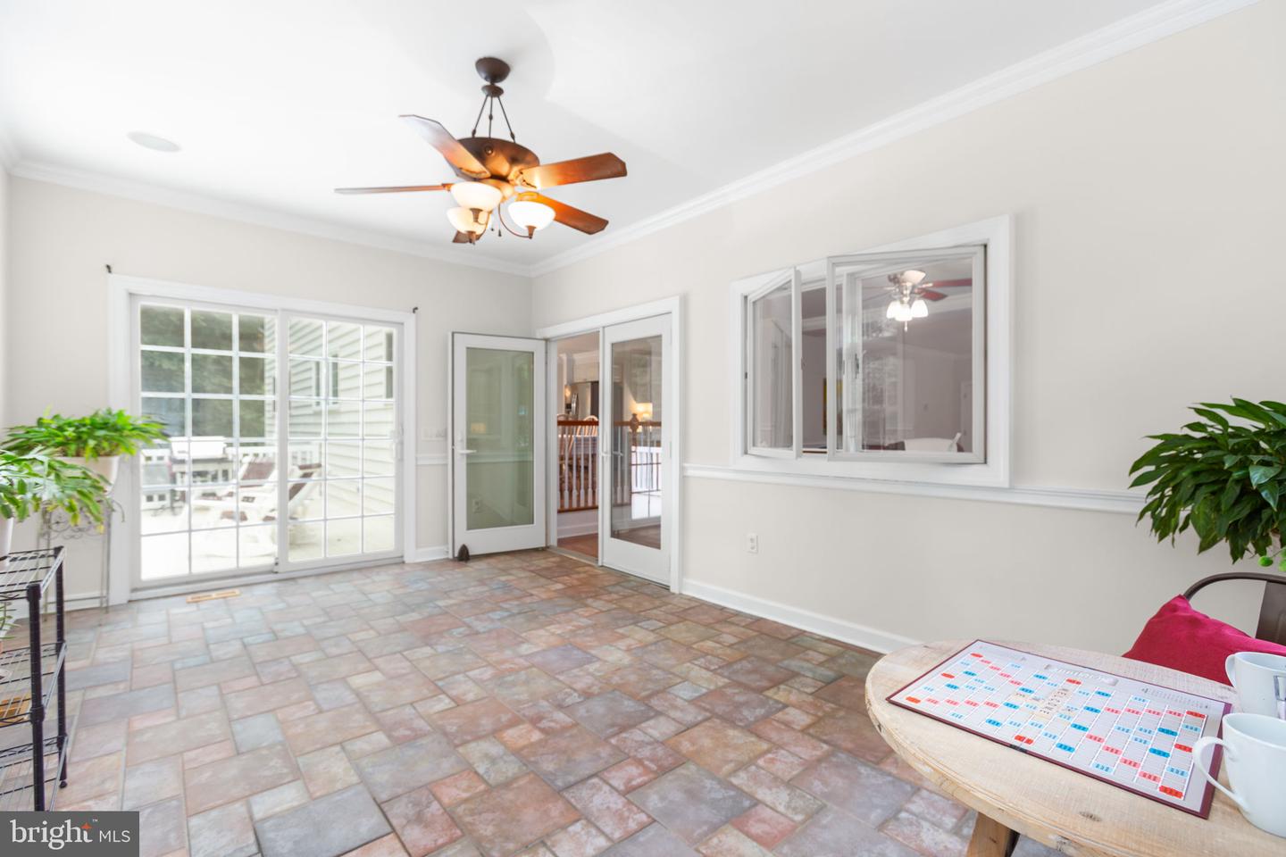 1001 FEATHERSTON CT, FREDERICKSBURG, Virginia 22401, 5 Bedrooms Bedrooms, ,4 BathroomsBathrooms,Residential,For sale,1001 FEATHERSTON CT,VAFB2008660 MLS # VAFB2008660