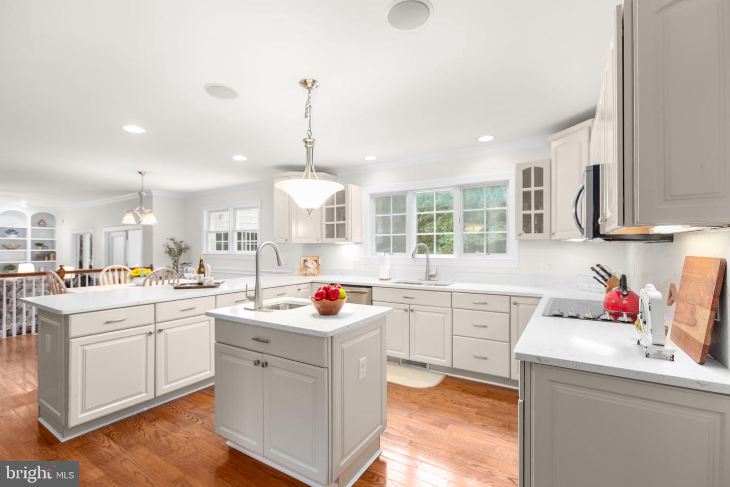 1001 FEATHERSTON CT, FREDERICKSBURG, Virginia 22401, 5 Bedrooms Bedrooms, ,4 BathroomsBathrooms,Residential,For sale,1001 FEATHERSTON CT,VAFB2008660 MLS # VAFB2008660