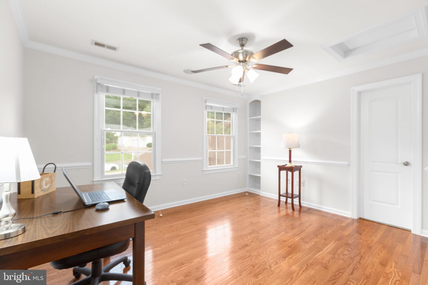 1001 FEATHERSTON CT, FREDERICKSBURG, Virginia 22401, 5 Bedrooms Bedrooms, ,4 BathroomsBathrooms,Residential,For sale,1001 FEATHERSTON CT,VAFB2008660 MLS # VAFB2008660