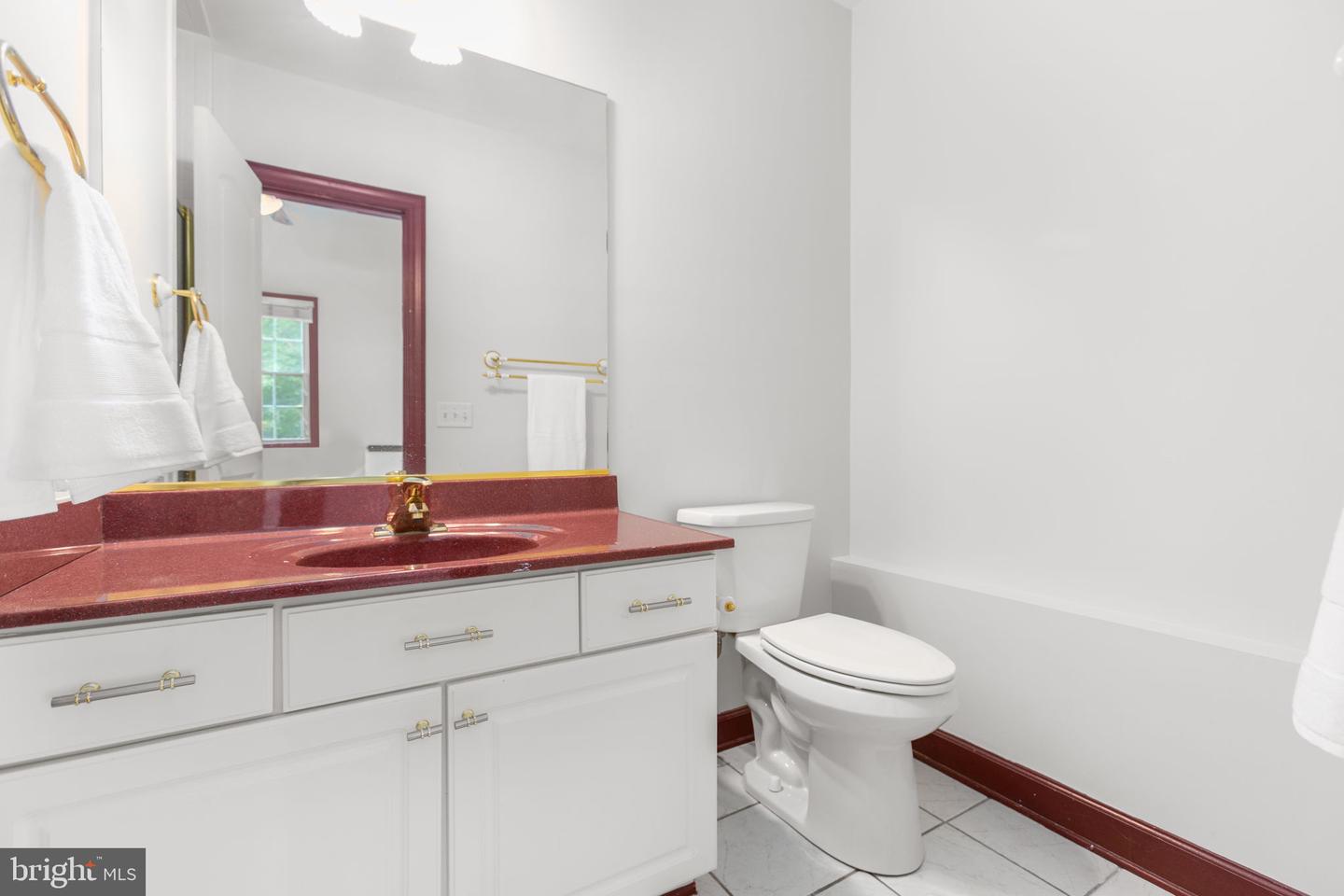 1001 FEATHERSTON CT, FREDERICKSBURG, Virginia 22401, 5 Bedrooms Bedrooms, ,4 BathroomsBathrooms,Residential,For sale,1001 FEATHERSTON CT,VAFB2008660 MLS # VAFB2008660