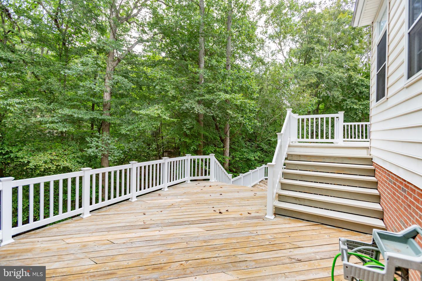 1001 FEATHERSTON CT, FREDERICKSBURG, Virginia 22401, 5 Bedrooms Bedrooms, ,4 BathroomsBathrooms,Residential,For sale,1001 FEATHERSTON CT,VAFB2008660 MLS # VAFB2008660