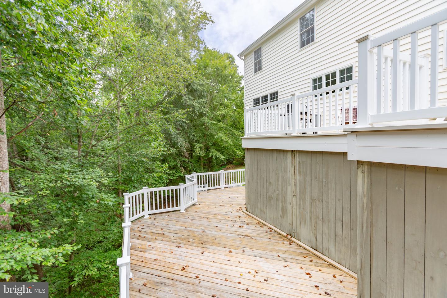 1001 FEATHERSTON CT, FREDERICKSBURG, Virginia 22401, 5 Bedrooms Bedrooms, ,4 BathroomsBathrooms,Residential,For sale,1001 FEATHERSTON CT,VAFB2008660 MLS # VAFB2008660