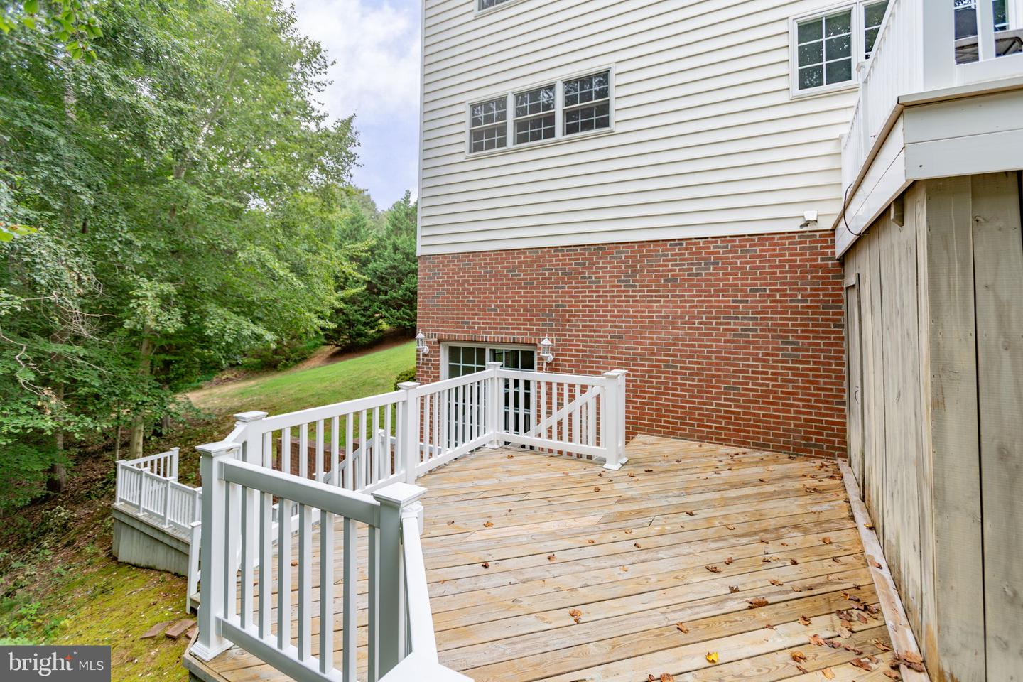 1001 FEATHERSTON CT, FREDERICKSBURG, Virginia 22401, 5 Bedrooms Bedrooms, ,4 BathroomsBathrooms,Residential,For sale,1001 FEATHERSTON CT,VAFB2008660 MLS # VAFB2008660