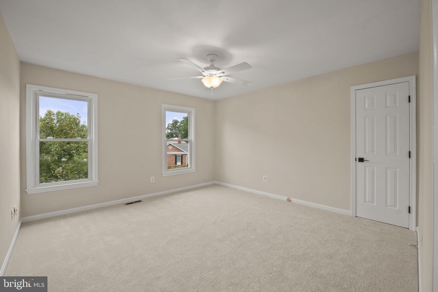 6203 OTTER RUN RD, CLIFTON, Virginia 20124, 4 Bedrooms Bedrooms, ,3 BathroomsBathrooms,Residential,For sale,6203 OTTER RUN RD,VAFX2257928 MLS # VAFX2257928