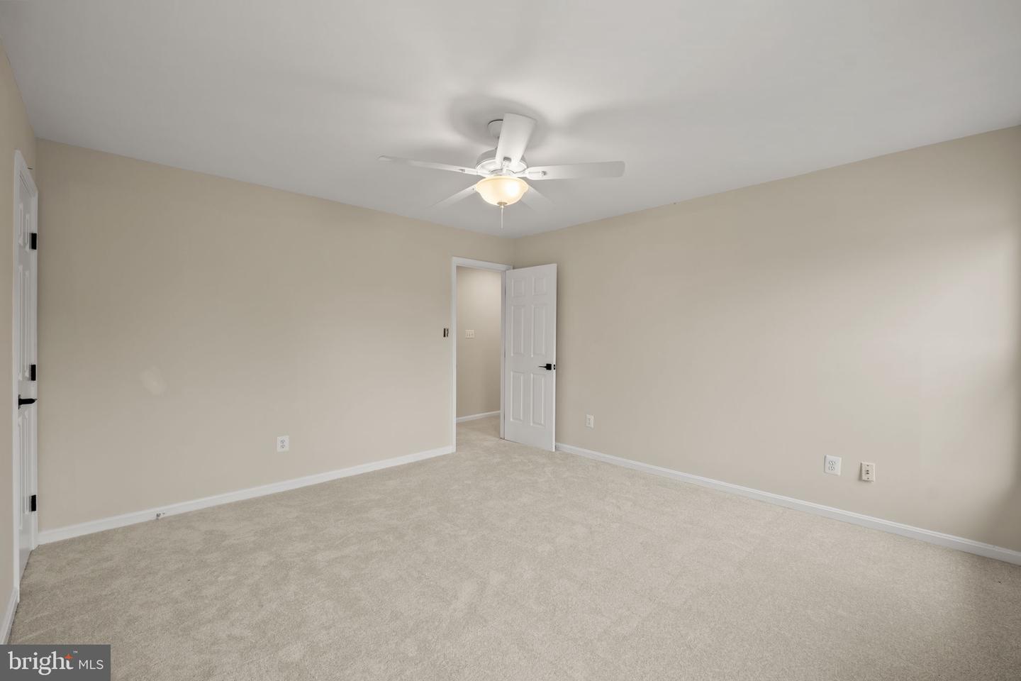 6203 OTTER RUN RD, CLIFTON, Virginia 20124, 4 Bedrooms Bedrooms, ,3 BathroomsBathrooms,Residential,For sale,6203 OTTER RUN RD,VAFX2257928 MLS # VAFX2257928