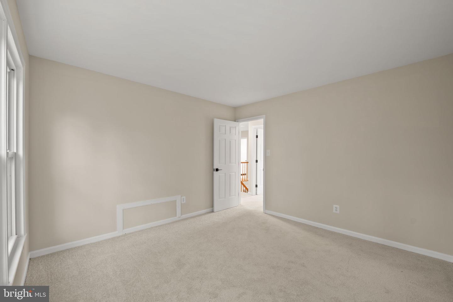 6203 OTTER RUN RD, CLIFTON, Virginia 20124, 4 Bedrooms Bedrooms, ,3 BathroomsBathrooms,Residential,For sale,6203 OTTER RUN RD,VAFX2257928 MLS # VAFX2257928