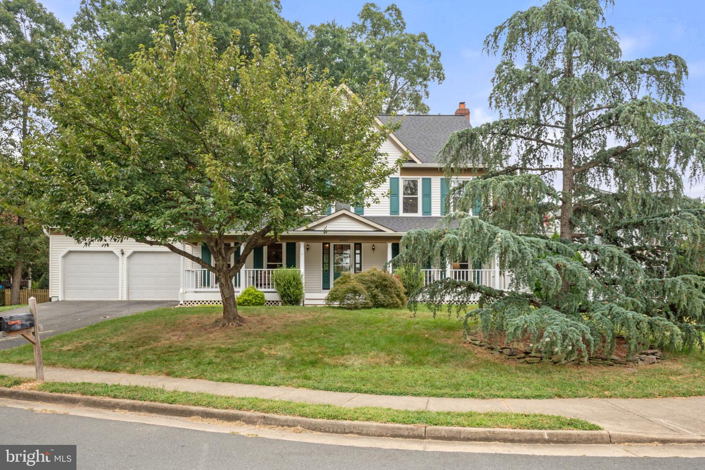 6203 OTTER RUN RD, CLIFTON, Virginia 20124, 4 Bedrooms Bedrooms, ,3 BathroomsBathrooms,Residential,For sale,6203 OTTER RUN RD,VAFX2257928 MLS # VAFX2257928