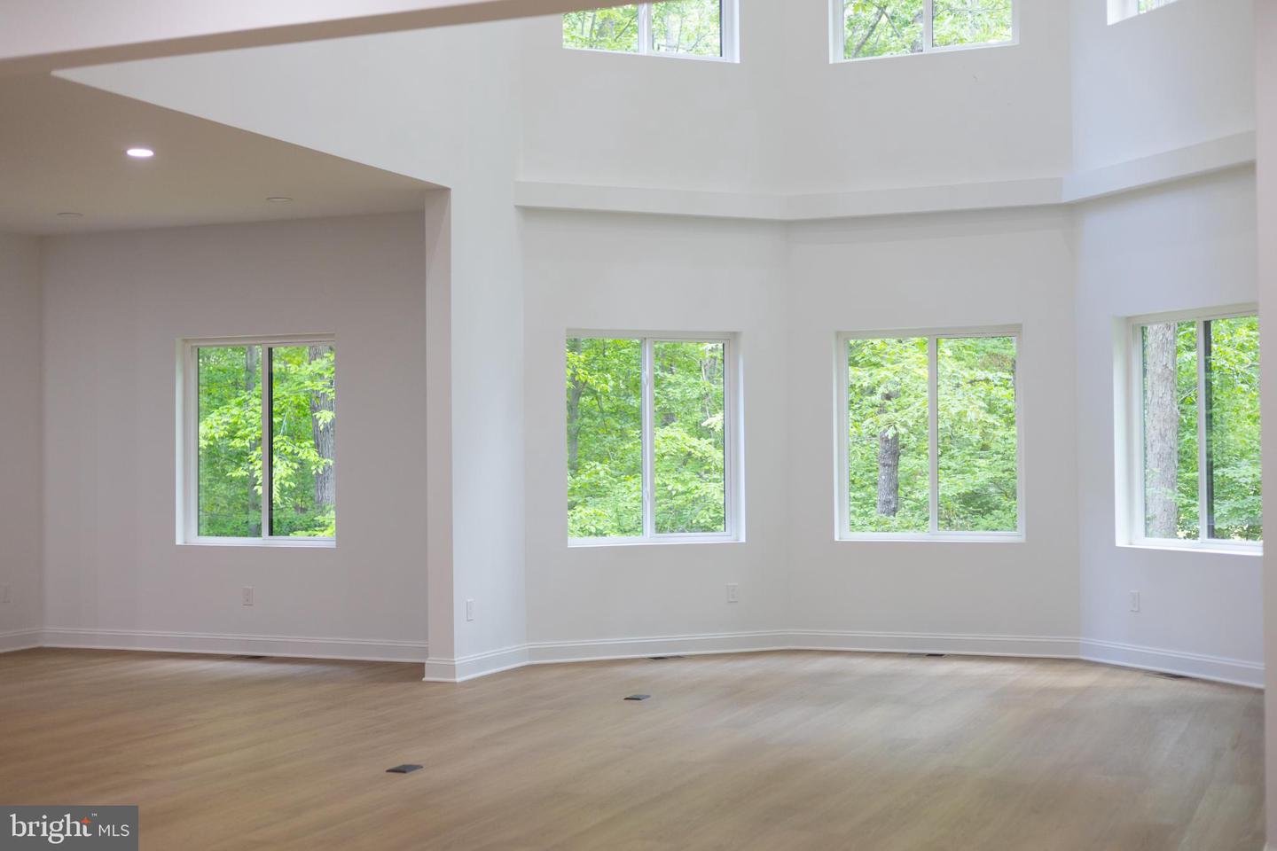6103 BELMONT, MINERAL, Virginia 23117, 3 Bedrooms Bedrooms, 6 Rooms Rooms,3 BathroomsBathrooms,Residential,For sale,6103 BELMONT,VASP2034996 MLS # VASP2034996