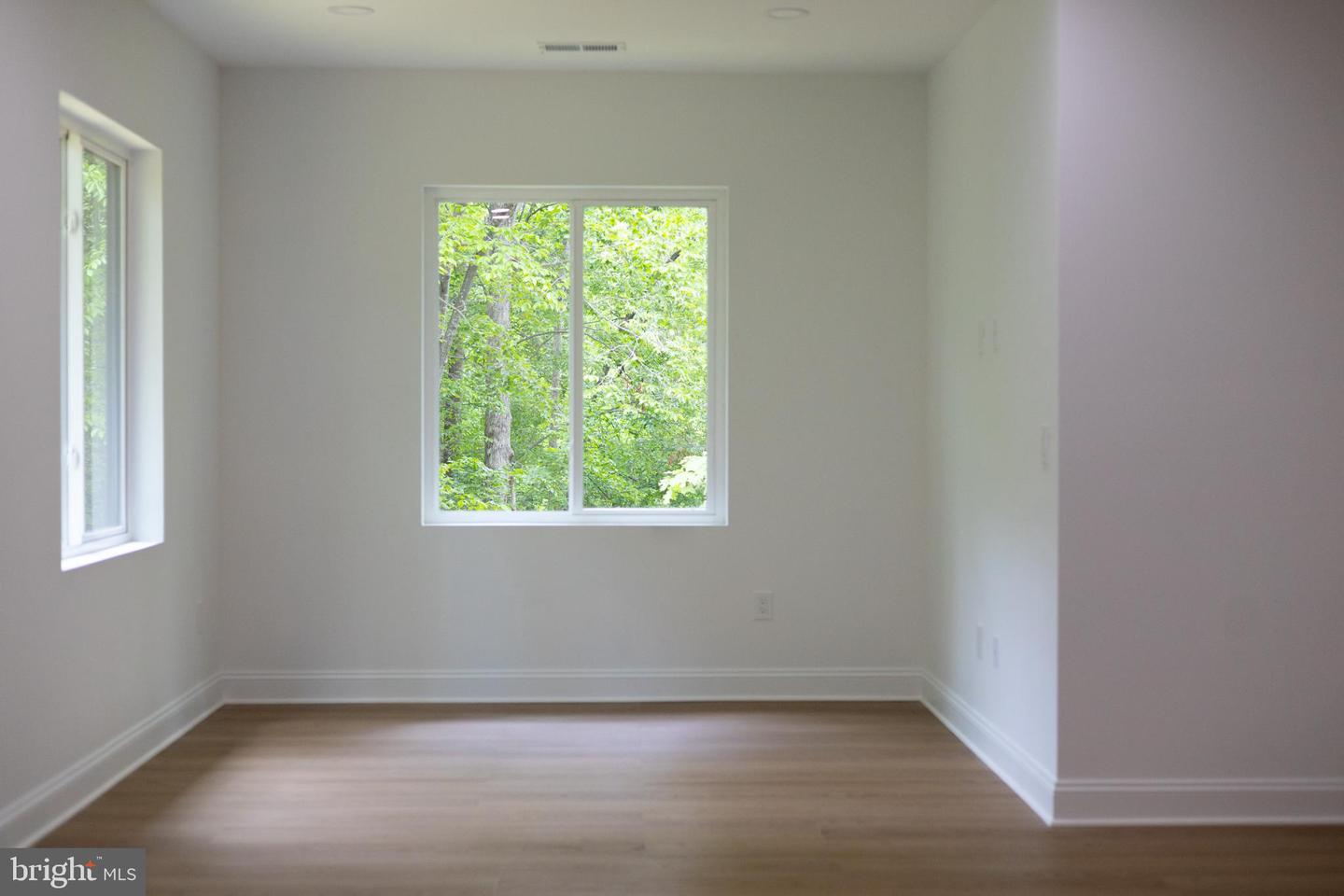 6103 BELMONT, MINERAL, Virginia 23117, 3 Bedrooms Bedrooms, 6 Rooms Rooms,3 BathroomsBathrooms,Residential,For sale,6103 BELMONT,VASP2034996 MLS # VASP2034996