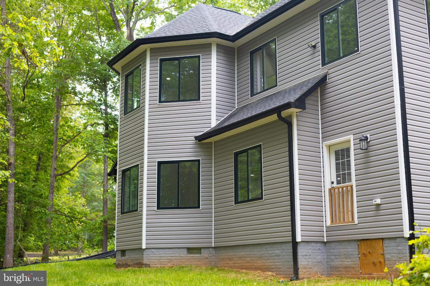 6103 BELMONT, MINERAL, Virginia 23117, 3 Bedrooms Bedrooms, 6 Rooms Rooms,3 BathroomsBathrooms,Residential,For sale,6103 BELMONT,VASP2034996 MLS # VASP2034996