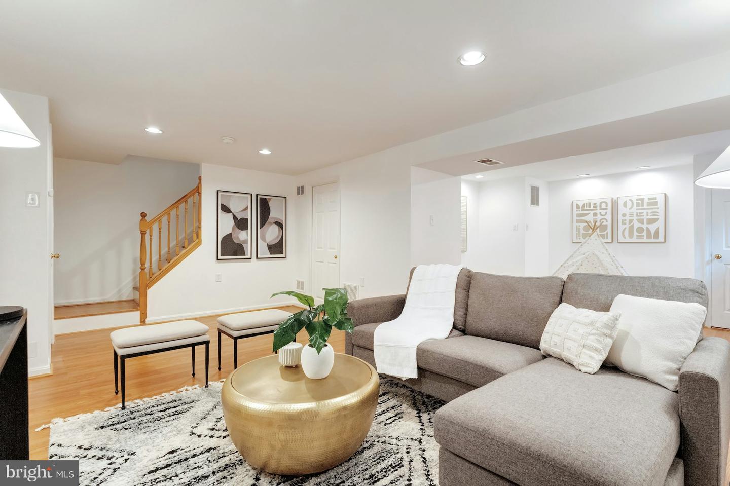 11522 RUNNING CEDAR RD, RESTON, Virginia 20191, 4 Bedrooms Bedrooms, ,2 BathroomsBathrooms,Residential,For sale,11522 RUNNING CEDAR RD,VAFX2258058 MLS # VAFX2258058