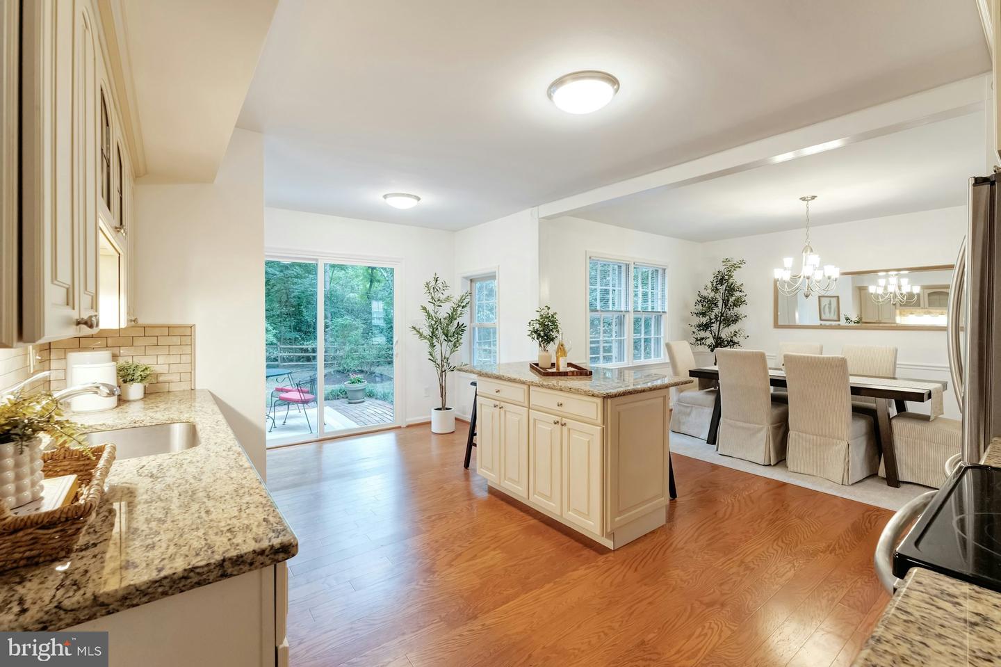 11522 RUNNING CEDAR RD, RESTON, Virginia 20191, 4 Bedrooms Bedrooms, ,2 BathroomsBathrooms,Residential,For sale,11522 RUNNING CEDAR RD,VAFX2258058 MLS # VAFX2258058