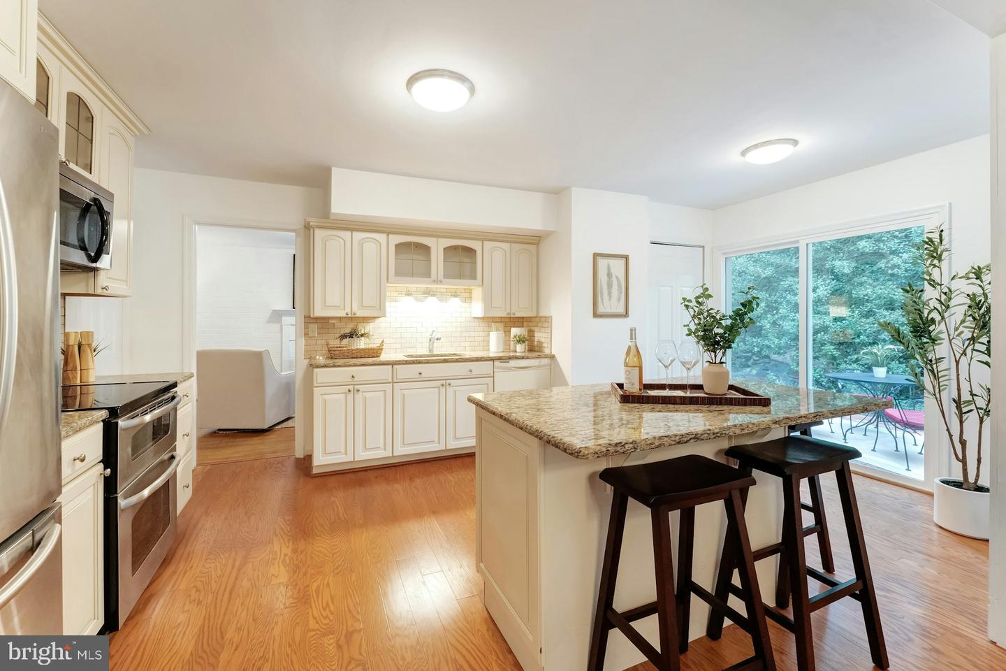11522 RUNNING CEDAR RD, RESTON, Virginia 20191, 4 Bedrooms Bedrooms, ,2 BathroomsBathrooms,Residential,For sale,11522 RUNNING CEDAR RD,VAFX2258058 MLS # VAFX2258058