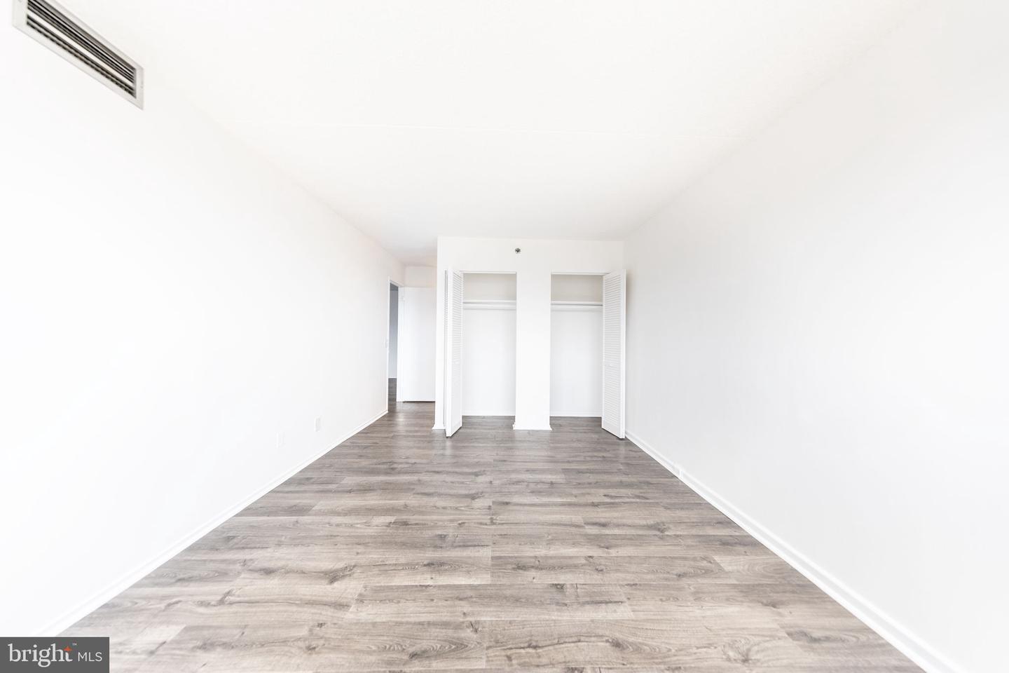5911 EDSALL RD #912, ALEXANDRIA, Virginia 22304, 2 Bedrooms Bedrooms, ,2 BathroomsBathrooms,Residential,For sale,5911 EDSALL RD #912,VAAX2047956 MLS # VAAX2047956