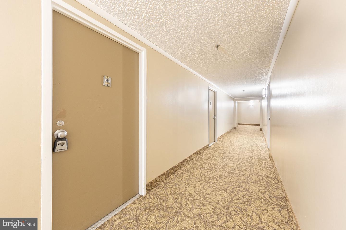 5911 EDSALL RD #912, ALEXANDRIA, Virginia 22304, 2 Bedrooms Bedrooms, ,2 BathroomsBathrooms,Residential,For sale,5911 EDSALL RD #912,VAAX2047956 MLS # VAAX2047956