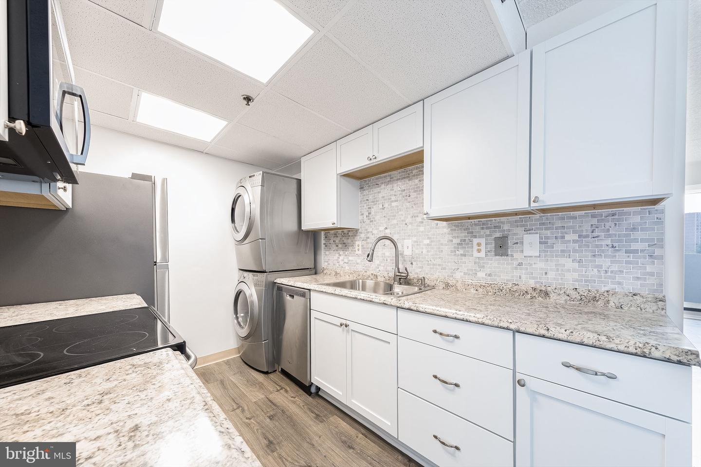 5911 EDSALL RD #912, ALEXANDRIA, Virginia 22304, 2 Bedrooms Bedrooms, ,2 BathroomsBathrooms,Residential,For sale,5911 EDSALL RD #912,VAAX2047956 MLS # VAAX2047956