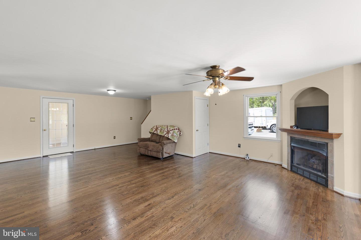100 DOGWOOD LN, STEPHENSON, Virginia 22656, 4 Bedrooms Bedrooms, 8 Rooms Rooms,3 BathroomsBathrooms,Residential,For sale,100 DOGWOOD LN,VAFV2035752 MLS # VAFV2035752