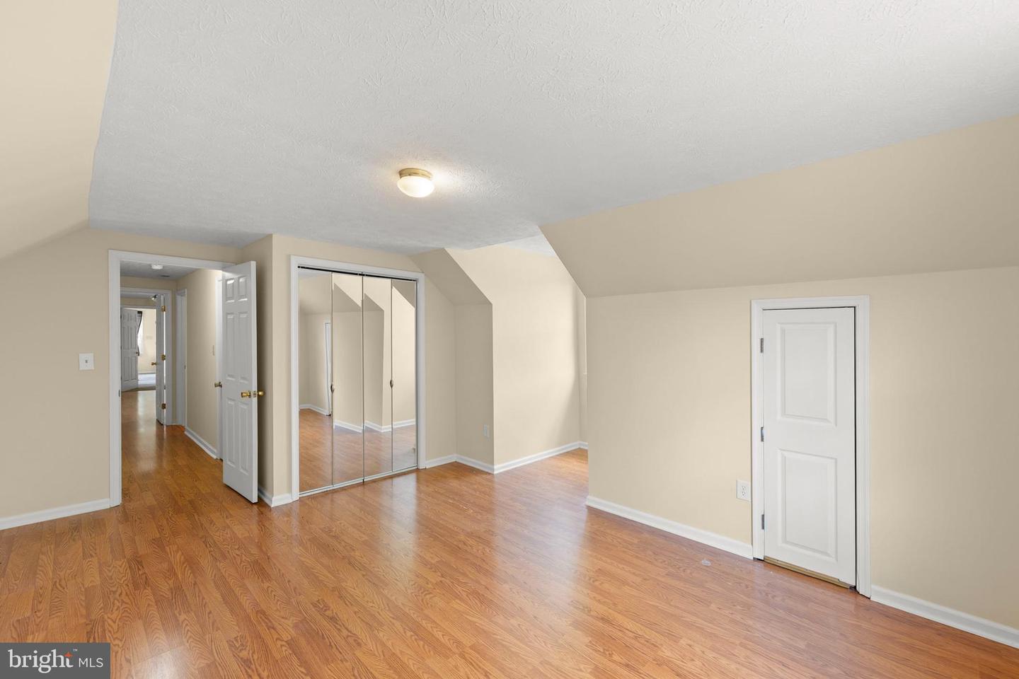 100 DOGWOOD LN, STEPHENSON, Virginia 22656, 4 Bedrooms Bedrooms, 8 Rooms Rooms,3 BathroomsBathrooms,Residential,For sale,100 DOGWOOD LN,VAFV2035752 MLS # VAFV2035752