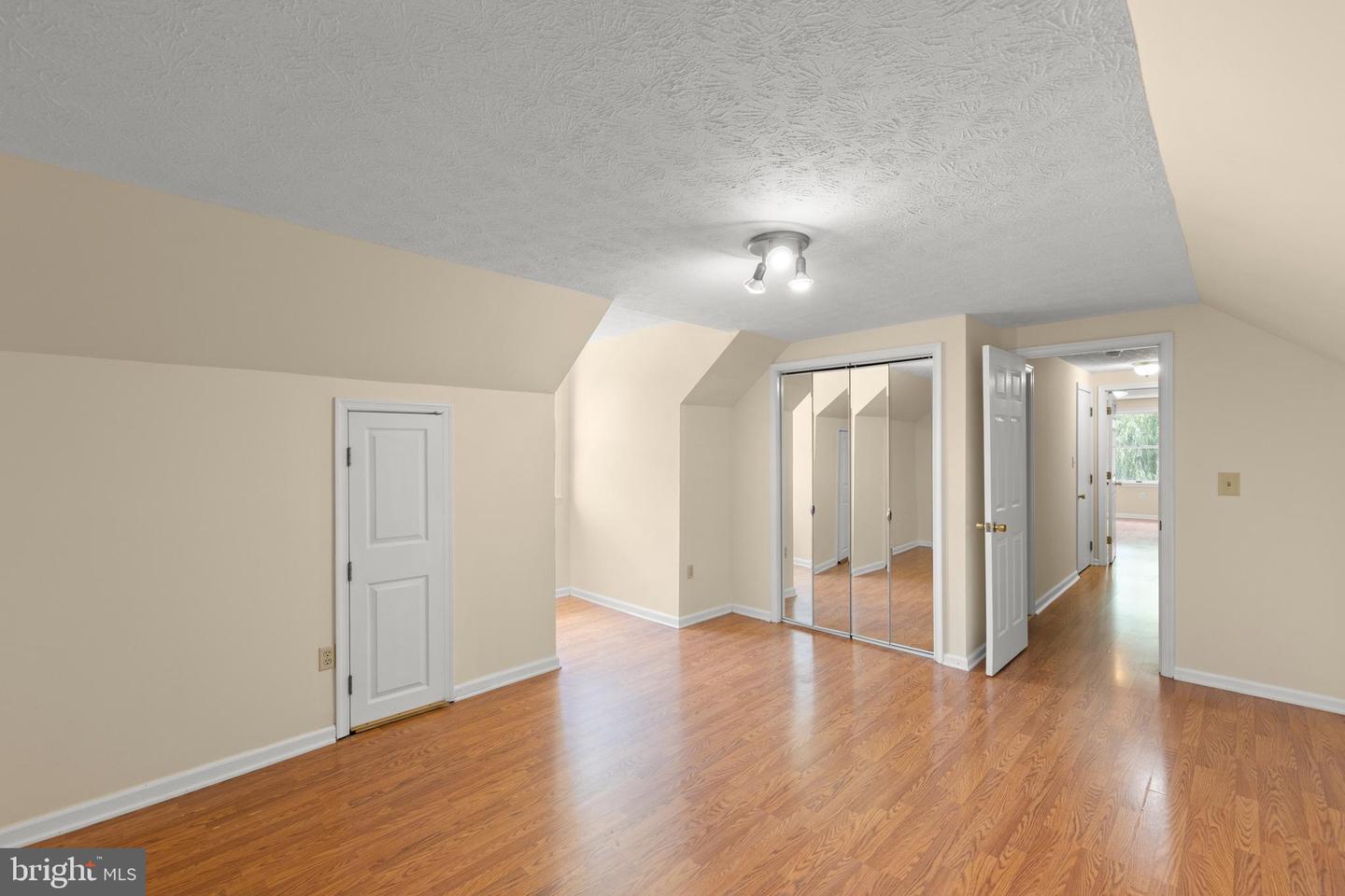 100 DOGWOOD LN, STEPHENSON, Virginia 22656, 4 Bedrooms Bedrooms, 8 Rooms Rooms,3 BathroomsBathrooms,Residential,For sale,100 DOGWOOD LN,VAFV2035752 MLS # VAFV2035752