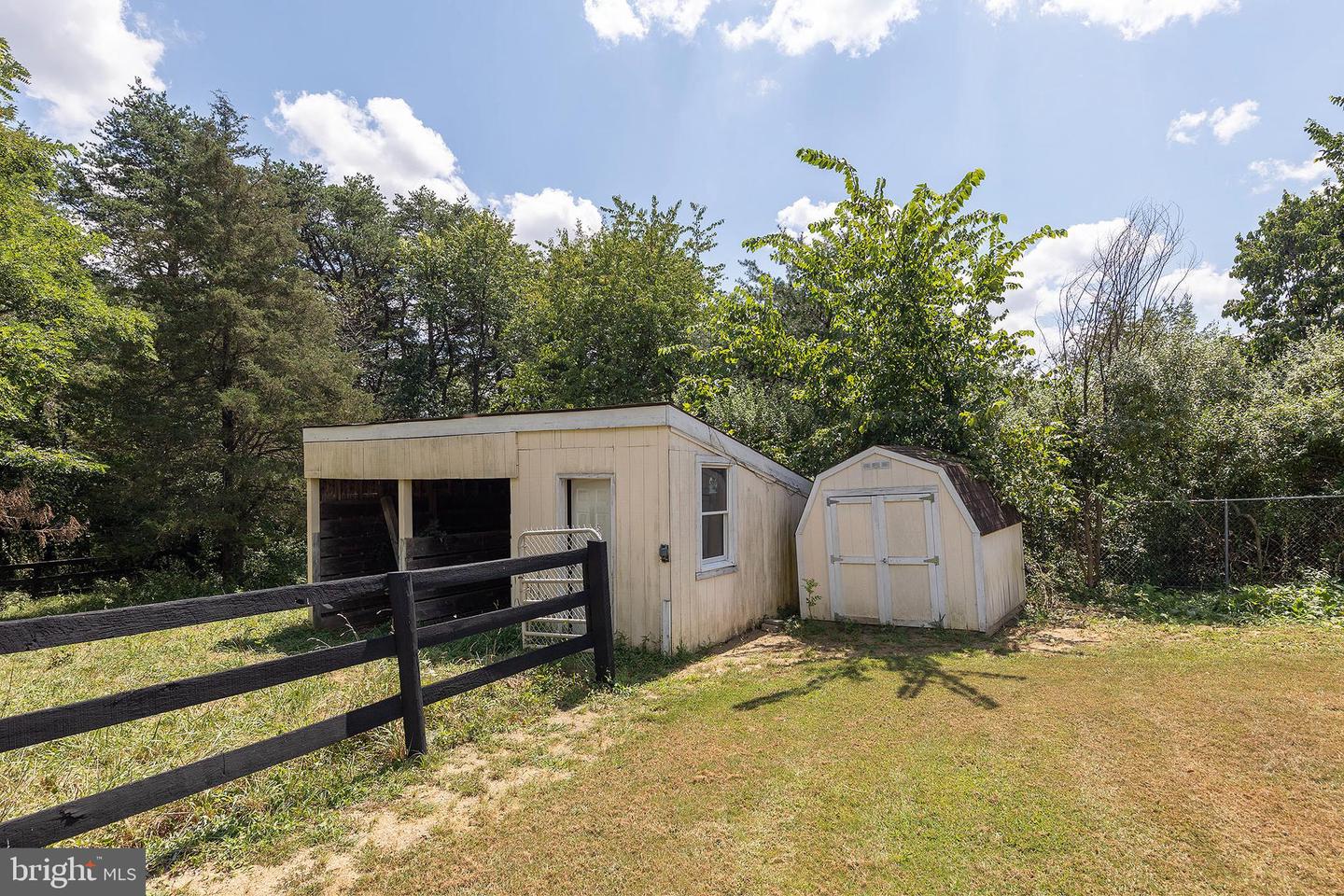 100 DOGWOOD LN, STEPHENSON, Virginia 22656, 4 Bedrooms Bedrooms, 8 Rooms Rooms,3 BathroomsBathrooms,Residential,For sale,100 DOGWOOD LN,VAFV2035752 MLS # VAFV2035752