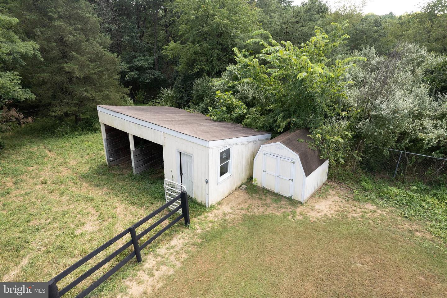 100 DOGWOOD LN, STEPHENSON, Virginia 22656, 4 Bedrooms Bedrooms, 8 Rooms Rooms,3 BathroomsBathrooms,Residential,For sale,100 DOGWOOD LN,VAFV2035752 MLS # VAFV2035752