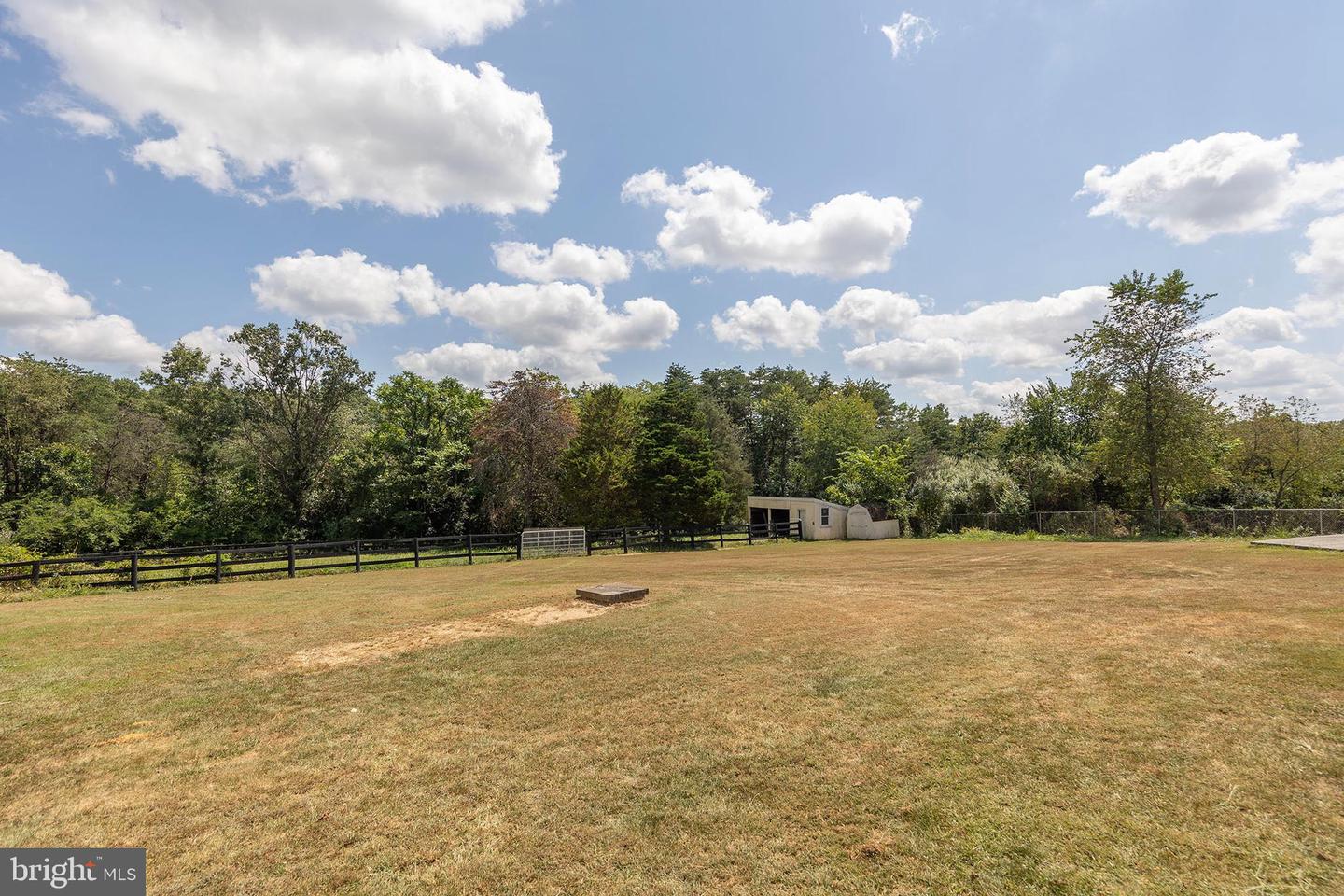 100 DOGWOOD LN, STEPHENSON, Virginia 22656, 4 Bedrooms Bedrooms, 8 Rooms Rooms,3 BathroomsBathrooms,Residential,For sale,100 DOGWOOD LN,VAFV2035752 MLS # VAFV2035752