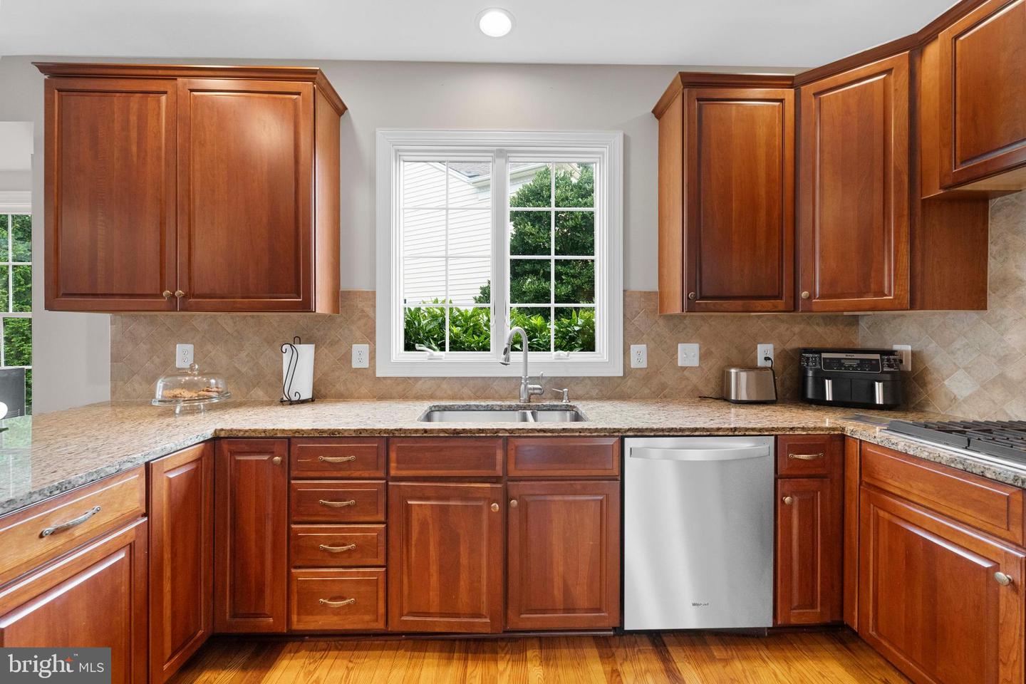 5908 INTERLACHEN CT, HAYMARKET, Virginia 20169, 4 Bedrooms Bedrooms, ,4 BathroomsBathrooms,Residential,For sale,5908 INTERLACHEN CT,VAPW2100244 MLS # VAPW2100244
