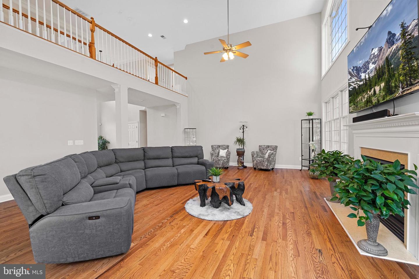 5908 INTERLACHEN CT, HAYMARKET, Virginia 20169, 4 Bedrooms Bedrooms, ,4 BathroomsBathrooms,Residential,For sale,5908 INTERLACHEN CT,VAPW2100244 MLS # VAPW2100244