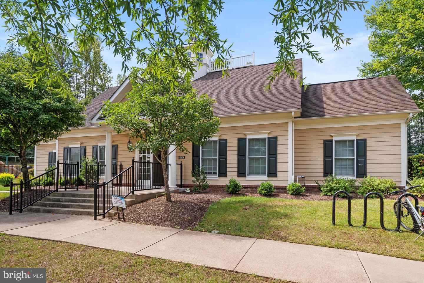 5908 INTERLACHEN CT, HAYMARKET, Virginia 20169, 4 Bedrooms Bedrooms, ,4 BathroomsBathrooms,Residential,For sale,5908 INTERLACHEN CT,VAPW2100244 MLS # VAPW2100244