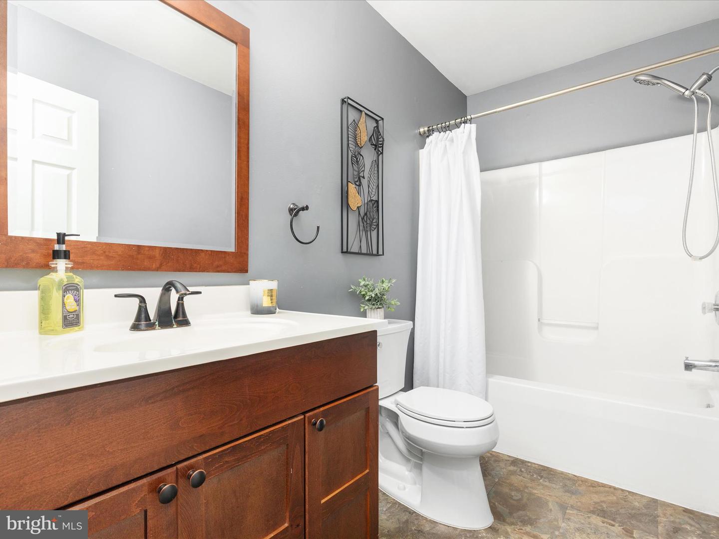 10631 WEST DR, FAIRFAX, Virginia 22030, 3 Bedrooms Bedrooms, ,2 BathroomsBathrooms,Residential,For sale,10631 WEST DR,VAFC2006696 MLS # VAFC2006696