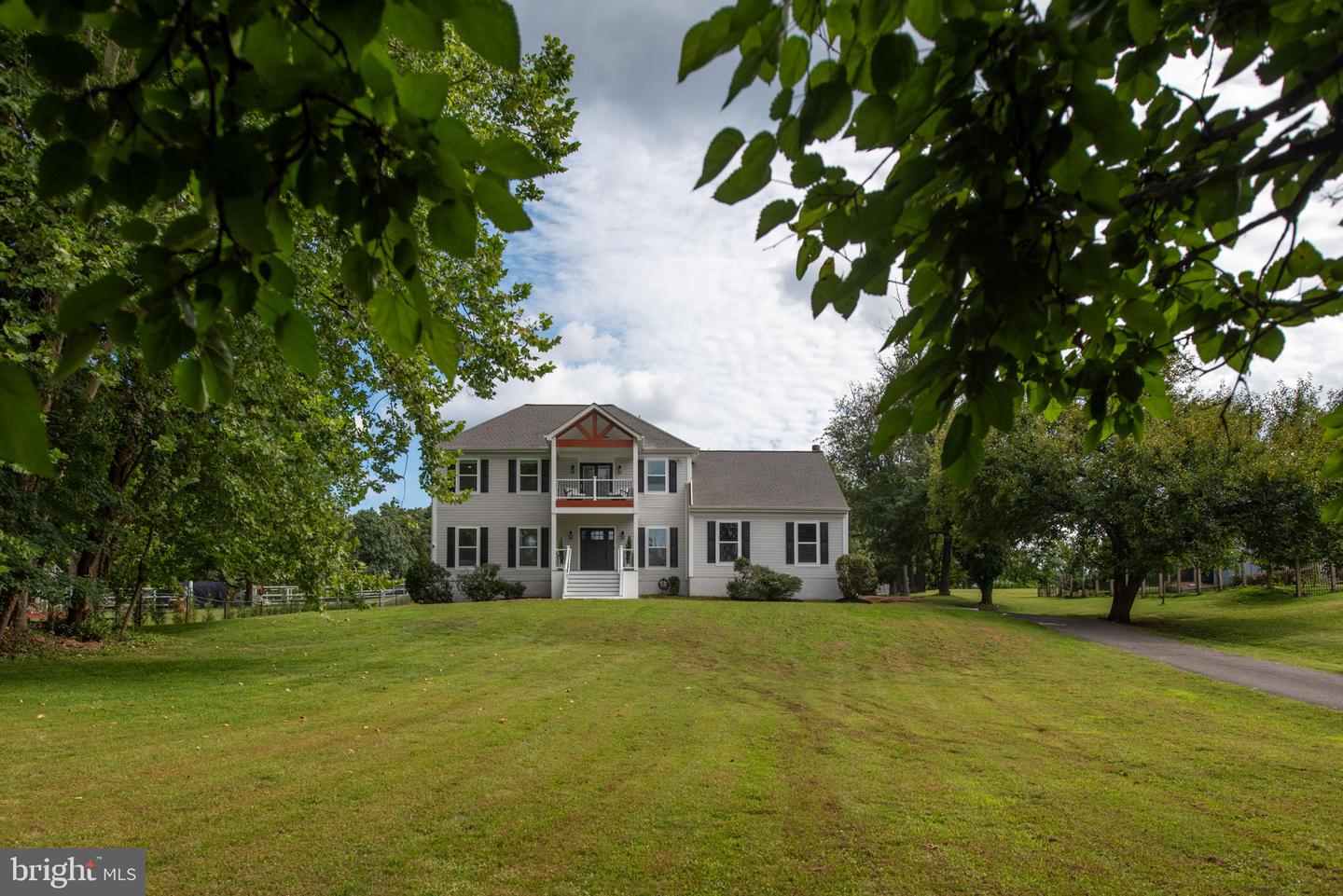7095 SIGNAL HILL RD, MANASSAS, Virginia 20111, 5 Bedrooms Bedrooms, ,4 BathroomsBathrooms,Residential,For sale,7095 SIGNAL HILL RD,VAPW2100352 MLS # VAPW2100352