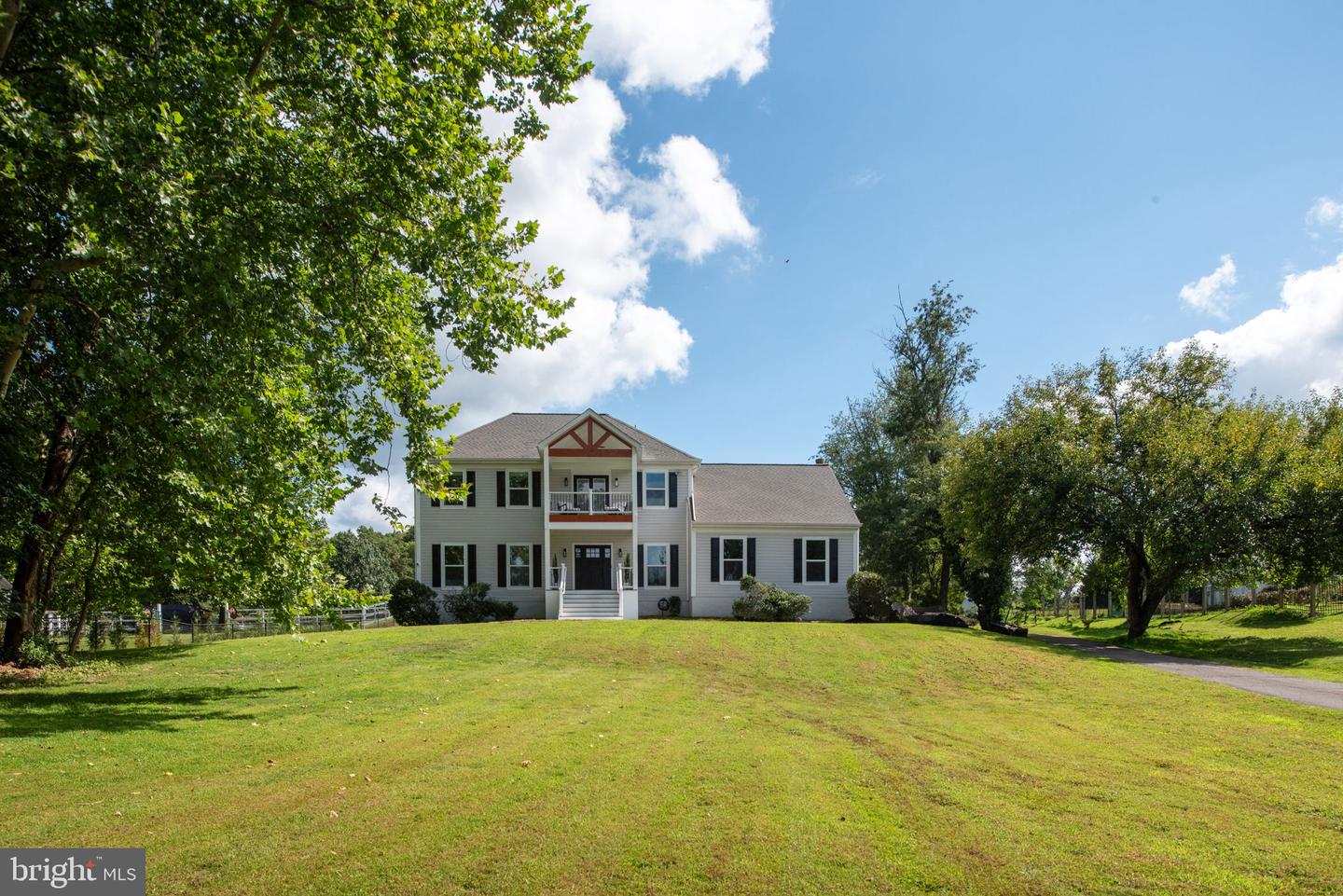 7095 SIGNAL HILL RD, MANASSAS, Virginia 20111, 5 Bedrooms Bedrooms, ,4 BathroomsBathrooms,Residential,For sale,7095 SIGNAL HILL RD,VAPW2100352 MLS # VAPW2100352