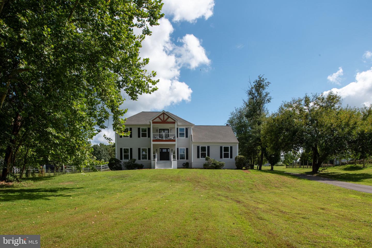 7095 SIGNAL HILL RD, MANASSAS, Virginia 20111, 5 Bedrooms Bedrooms, ,4 BathroomsBathrooms,Residential,For sale,7095 SIGNAL HILL RD,VAPW2100352 MLS # VAPW2100352