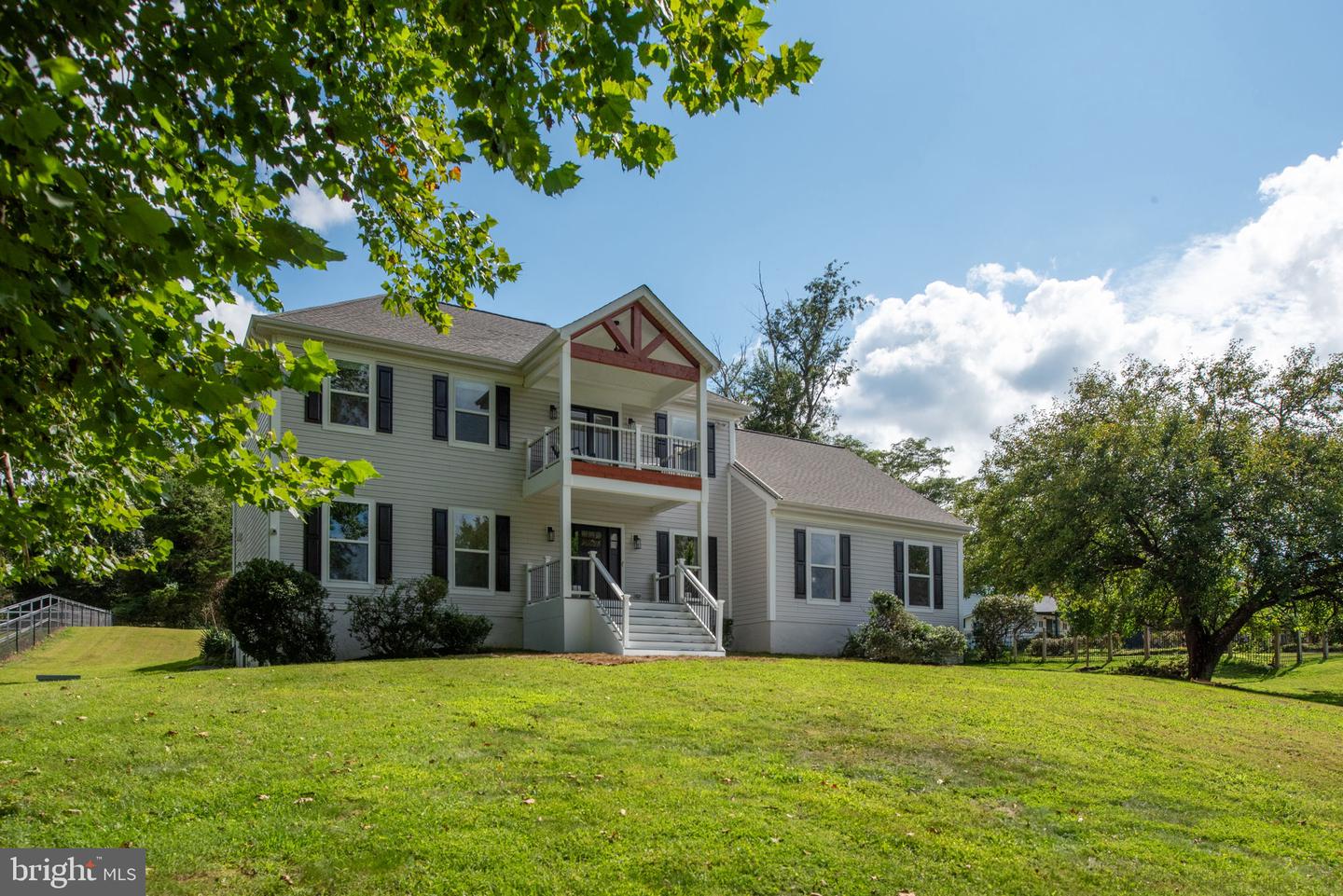7095 SIGNAL HILL RD, MANASSAS, Virginia 20111, 5 Bedrooms Bedrooms, ,4 BathroomsBathrooms,Residential,For sale,7095 SIGNAL HILL RD,VAPW2100352 MLS # VAPW2100352