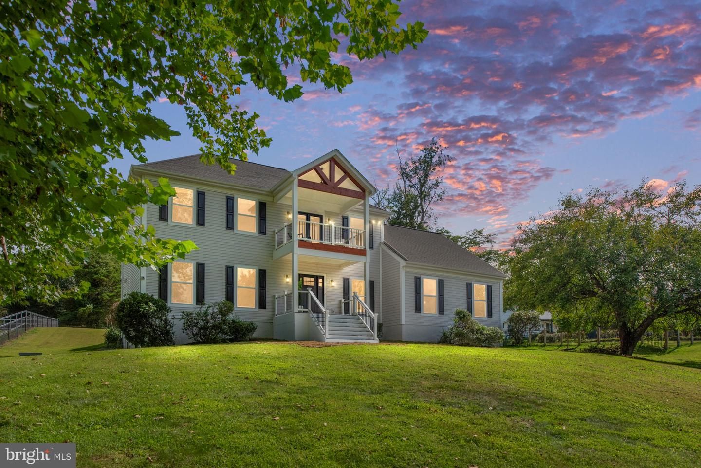 7095 SIGNAL HILL RD, MANASSAS, Virginia 20111, 5 Bedrooms Bedrooms, ,4 BathroomsBathrooms,Residential,For sale,7095 SIGNAL HILL RD,VAPW2100352 MLS # VAPW2100352