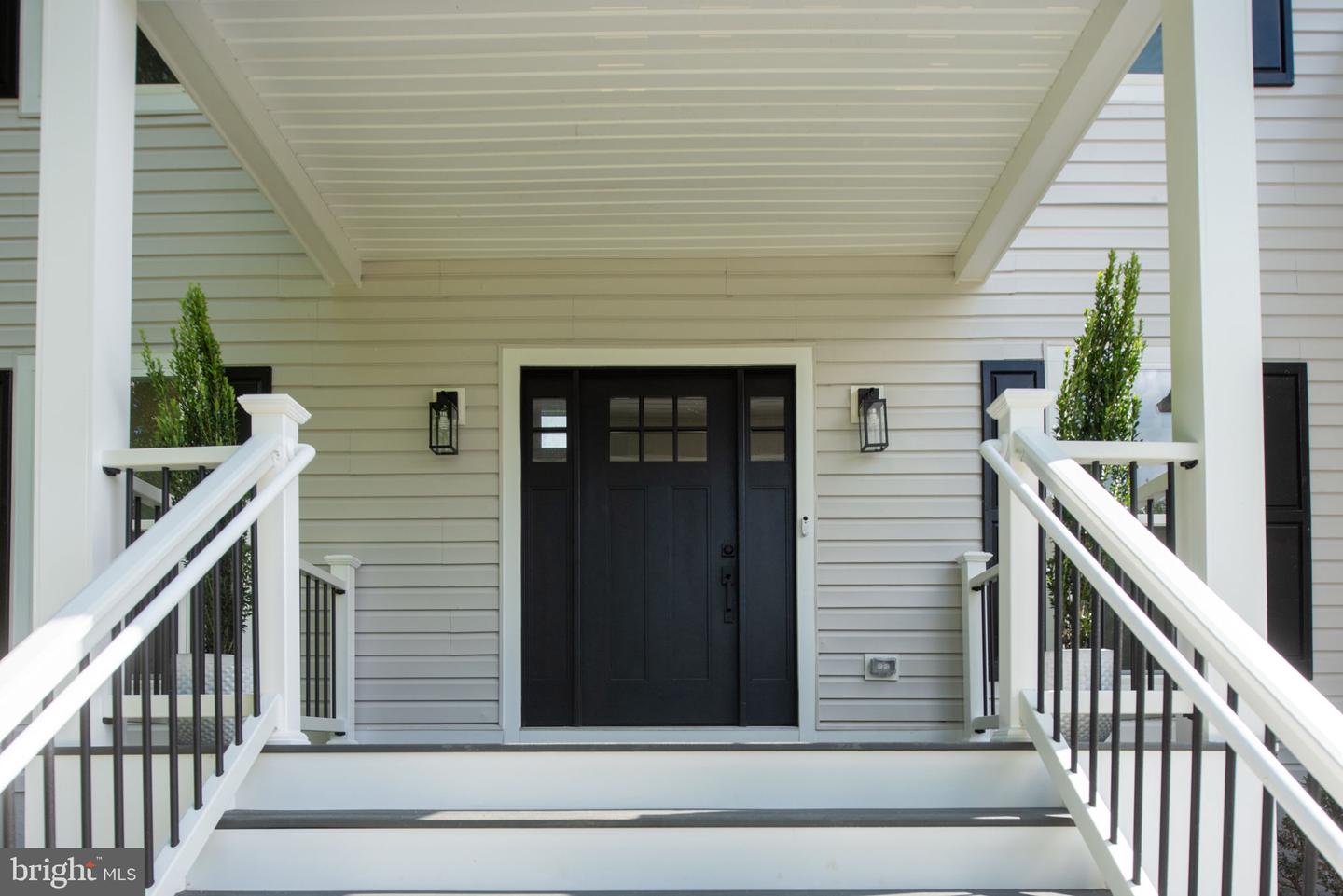 7095 SIGNAL HILL RD, MANASSAS, Virginia 20111, 5 Bedrooms Bedrooms, ,4 BathroomsBathrooms,Residential,For sale,7095 SIGNAL HILL RD,VAPW2100352 MLS # VAPW2100352