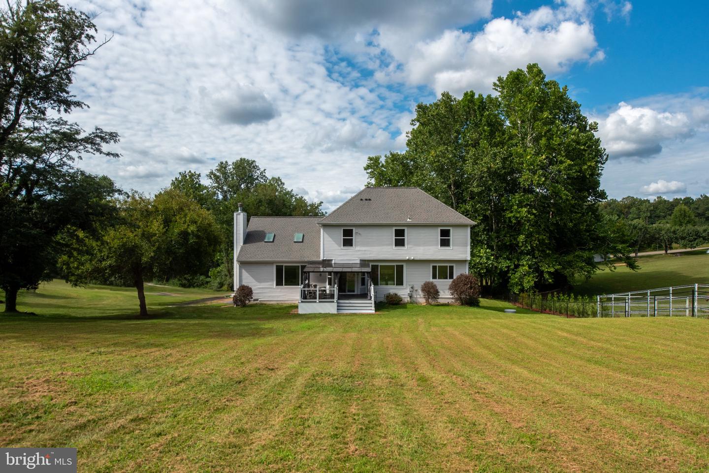 7095 SIGNAL HILL RD, MANASSAS, Virginia 20111, 5 Bedrooms Bedrooms, ,4 BathroomsBathrooms,Residential,For sale,7095 SIGNAL HILL RD,VAPW2100352 MLS # VAPW2100352