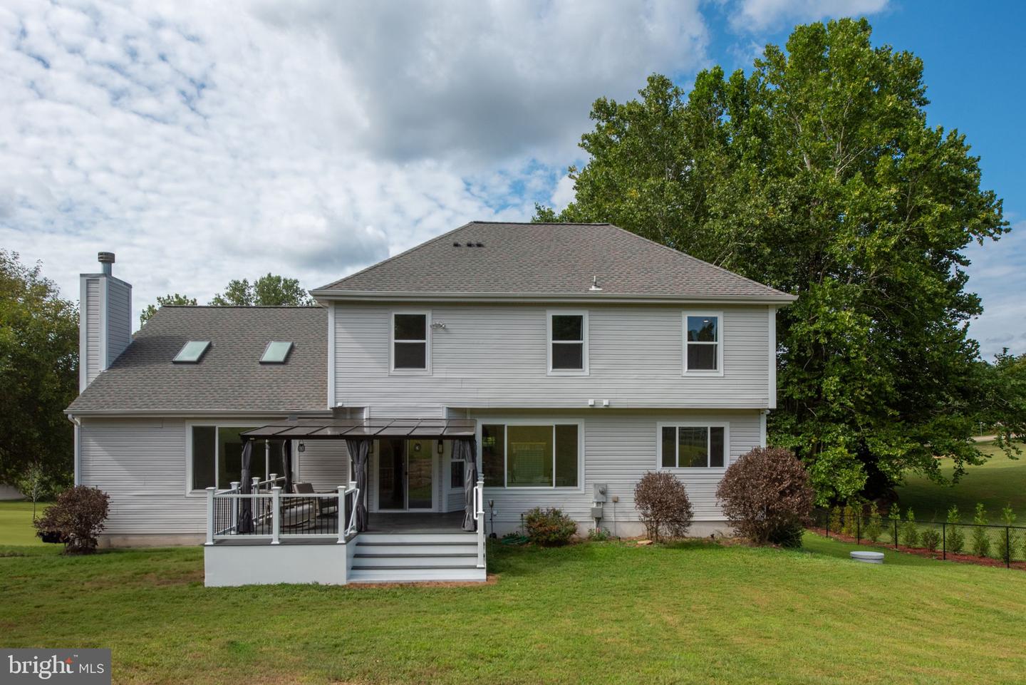 7095 SIGNAL HILL RD, MANASSAS, Virginia 20111, 5 Bedrooms Bedrooms, ,4 BathroomsBathrooms,Residential,For sale,7095 SIGNAL HILL RD,VAPW2100352 MLS # VAPW2100352