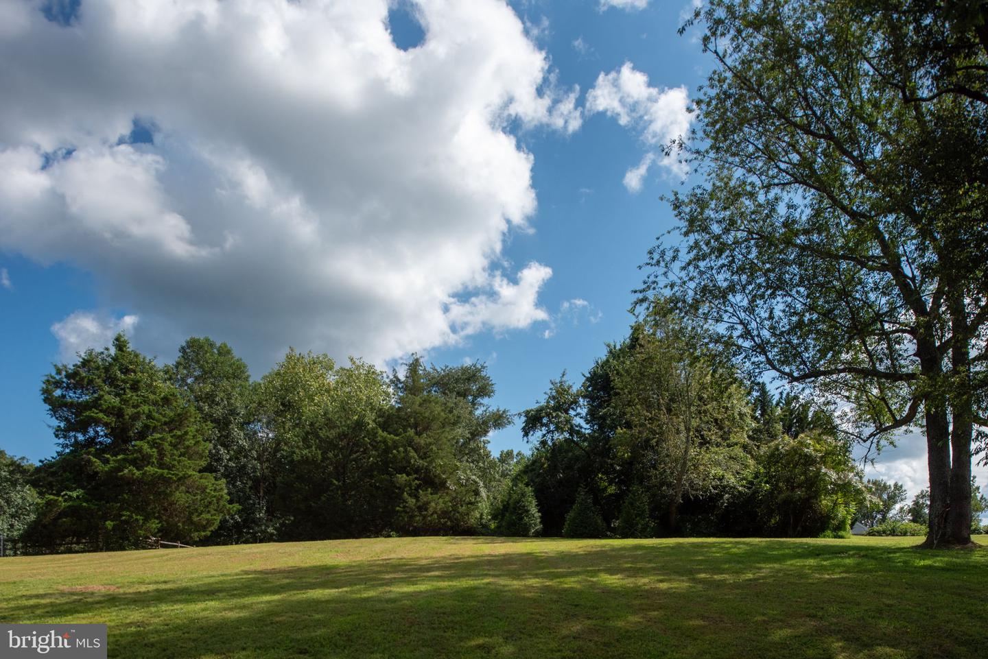 7095 SIGNAL HILL RD, MANASSAS, Virginia 20111, 5 Bedrooms Bedrooms, ,4 BathroomsBathrooms,Residential,For sale,7095 SIGNAL HILL RD,VAPW2100352 MLS # VAPW2100352