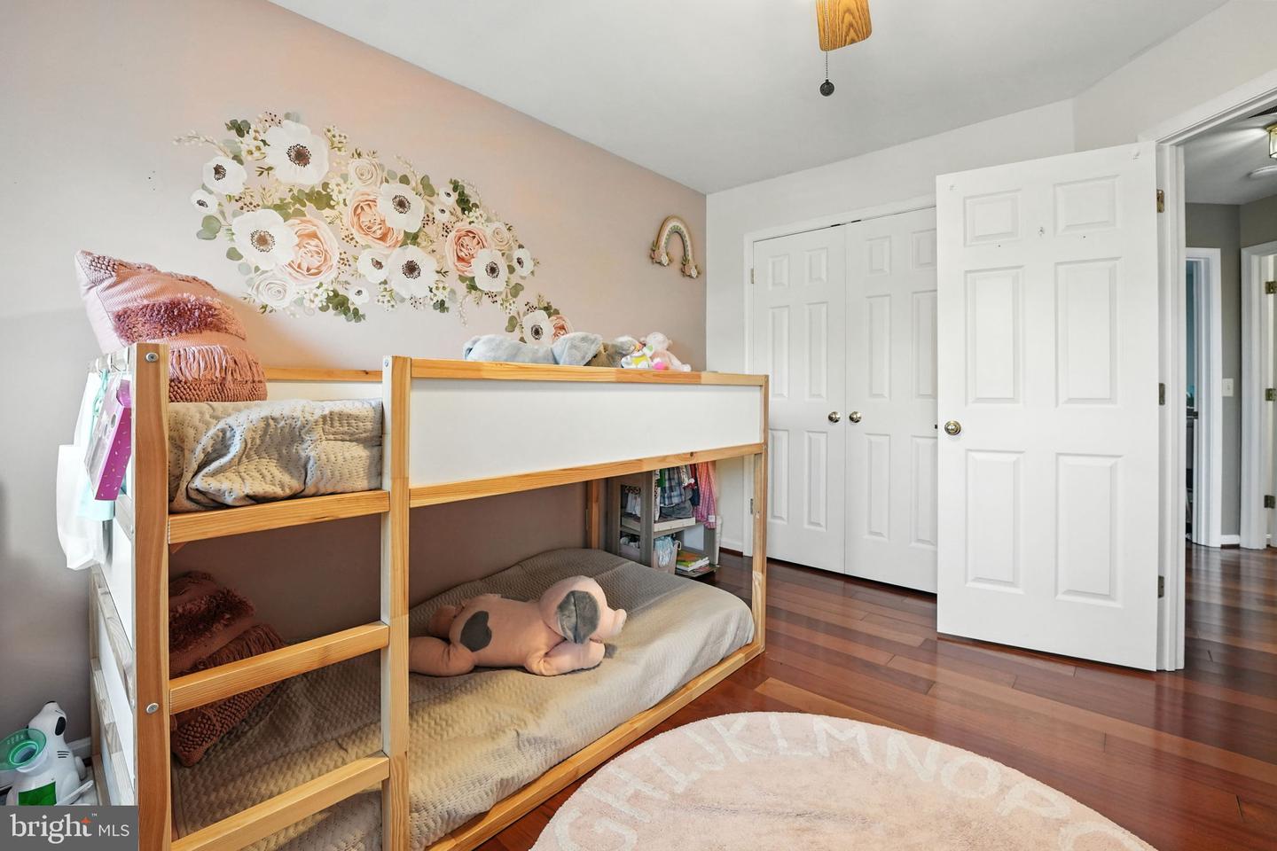 3901 LEAF LAWN LN, WOODBRIDGE, Virginia 22192, 5 Bedrooms Bedrooms, ,3 BathroomsBathrooms,Residential,For sale,3901 LEAF LAWN LN,VAPW2100392 MLS # VAPW2100392