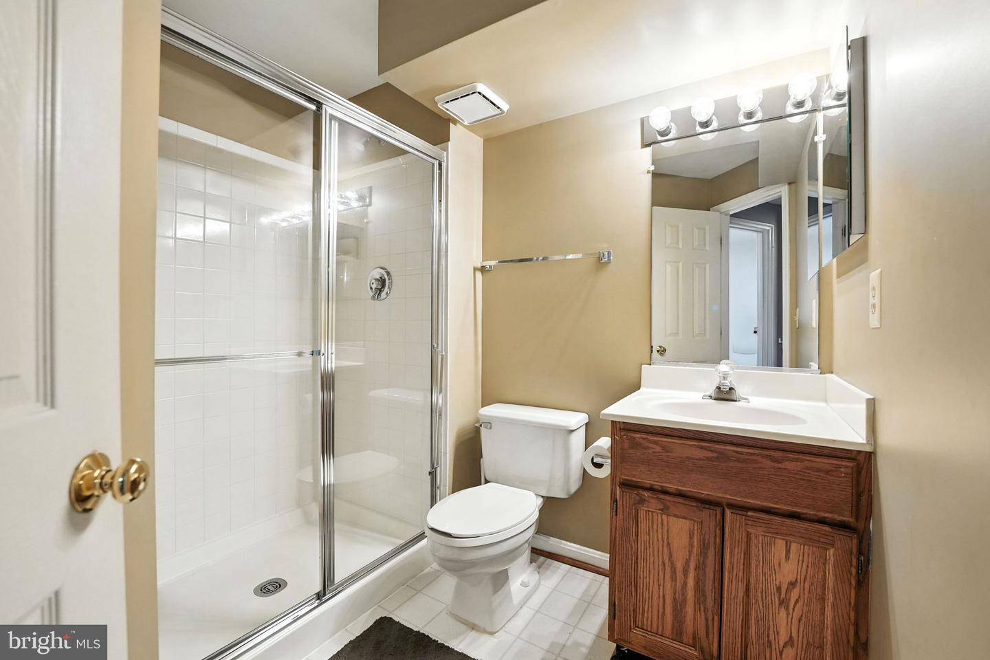 3901 LEAF LAWN LN, WOODBRIDGE, Virginia 22192, 5 Bedrooms Bedrooms, ,3 BathroomsBathrooms,Residential,For sale,3901 LEAF LAWN LN,VAPW2100392 MLS # VAPW2100392