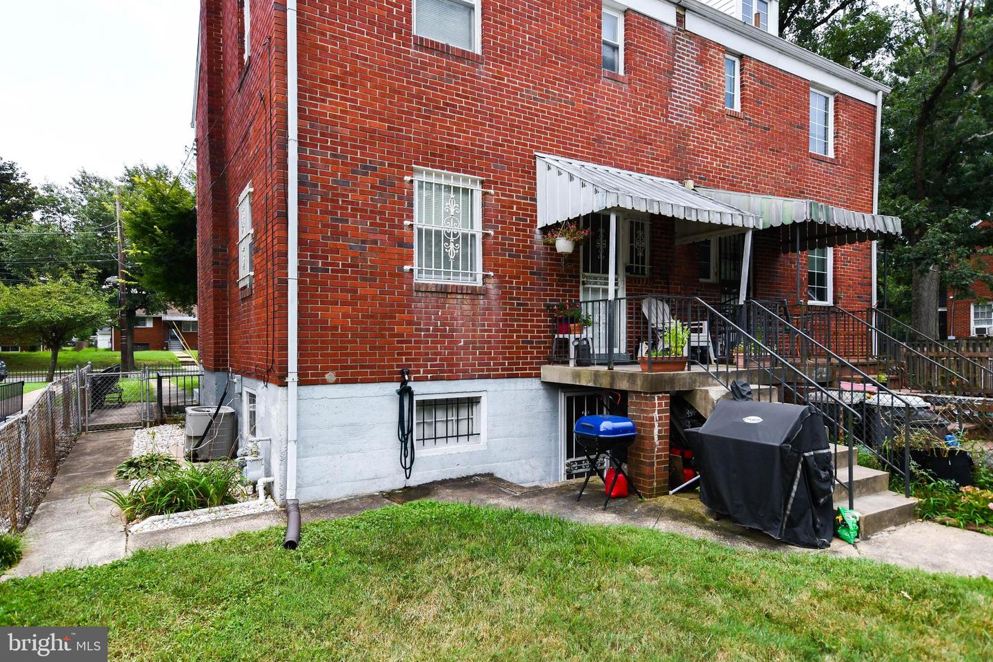4002 ALABAMA AVE SE, WASHINGTON, District Of Columbia 20020, 3 Bedrooms Bedrooms, ,1 BathroomBathrooms,Residential,For sale,4002 ALABAMA AVE SE,DCDC2213076 MLS # DCDC2213076