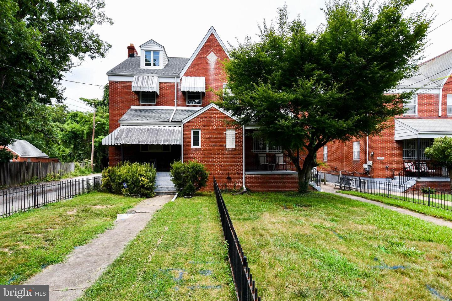 4002 ALABAMA AVE SE, WASHINGTON, District Of Columbia 20020, 3 Bedrooms Bedrooms, ,1 BathroomBathrooms,Residential,For sale,4002 ALABAMA AVE SE,DCDC2213076 MLS # DCDC2213076