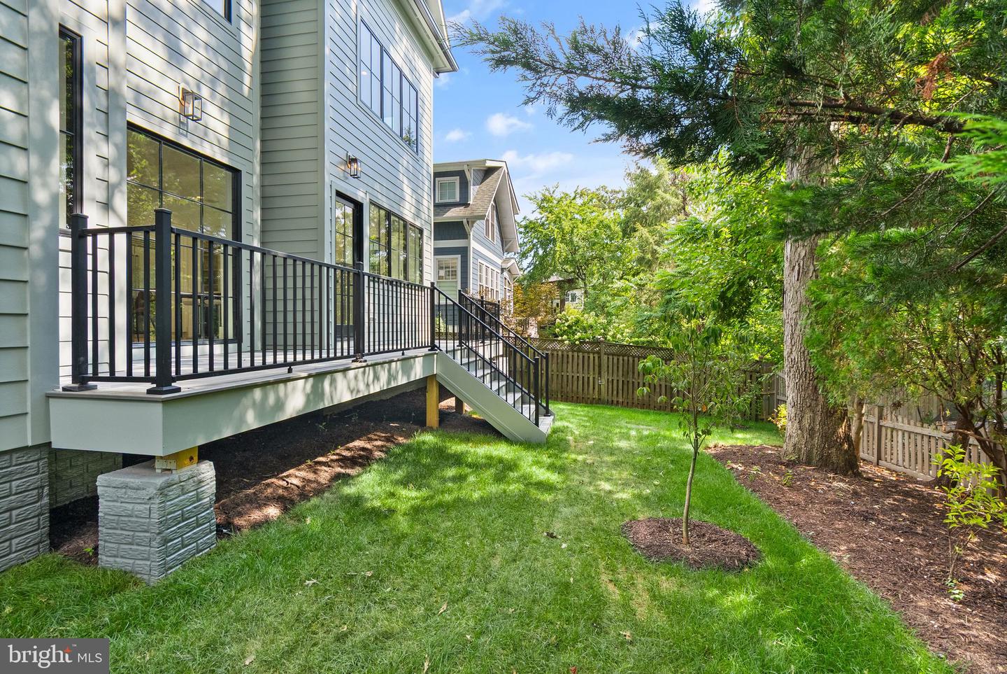112 N HIGHLAND ST, ARLINGTON, Virginia 22201, 6 Bedrooms Bedrooms, 26 Rooms Rooms,6 BathroomsBathrooms,Residential,For sale,112 N HIGHLAND ST,VAAR2061698 MLS # VAAR2061698