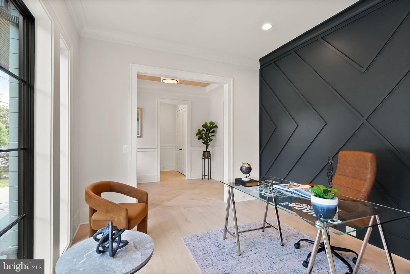 112 N HIGHLAND ST, ARLINGTON, Virginia 22201, 6 Bedrooms Bedrooms, 26 Rooms Rooms,6 BathroomsBathrooms,Residential,For sale,112 N HIGHLAND ST,VAAR2061698 MLS # VAAR2061698