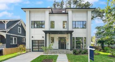 112 N HIGHLAND ST, ARLINGTON, Virginia 22201, 6 Bedrooms Bedrooms, 26 Rooms Rooms,6 BathroomsBathrooms,Residential,For sale,112 N HIGHLAND ST,VAAR2061698 MLS # VAAR2061698