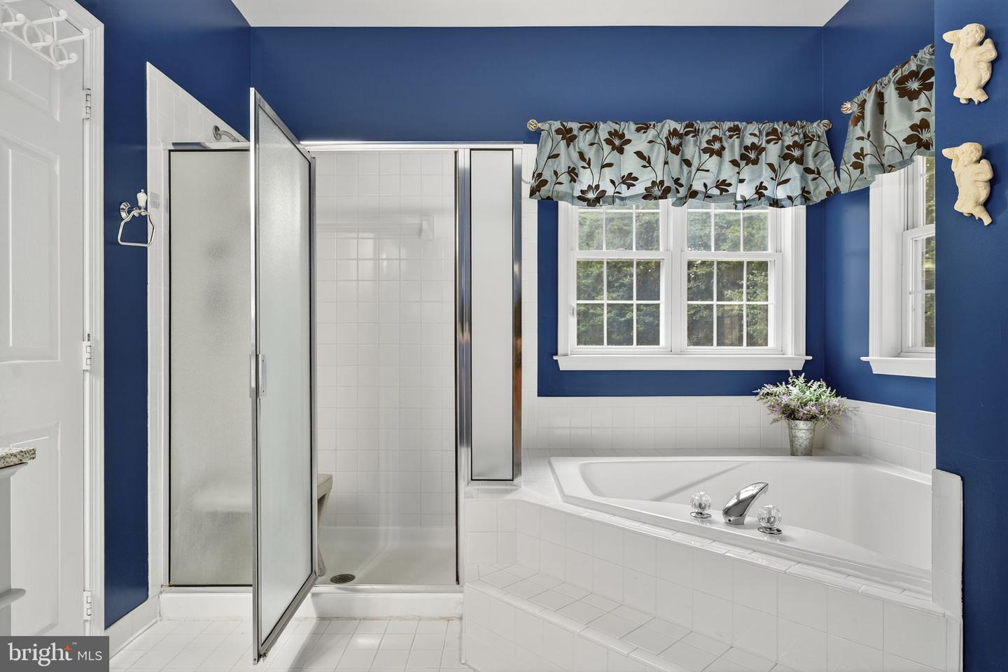 5460 WESTFIELD CT, WARRENTON, Virginia 20187, 4 Bedrooms Bedrooms, ,3 BathroomsBathrooms,Residential,For sale,5460 WESTFIELD CT,VAFQ2017708 MLS # VAFQ2017708