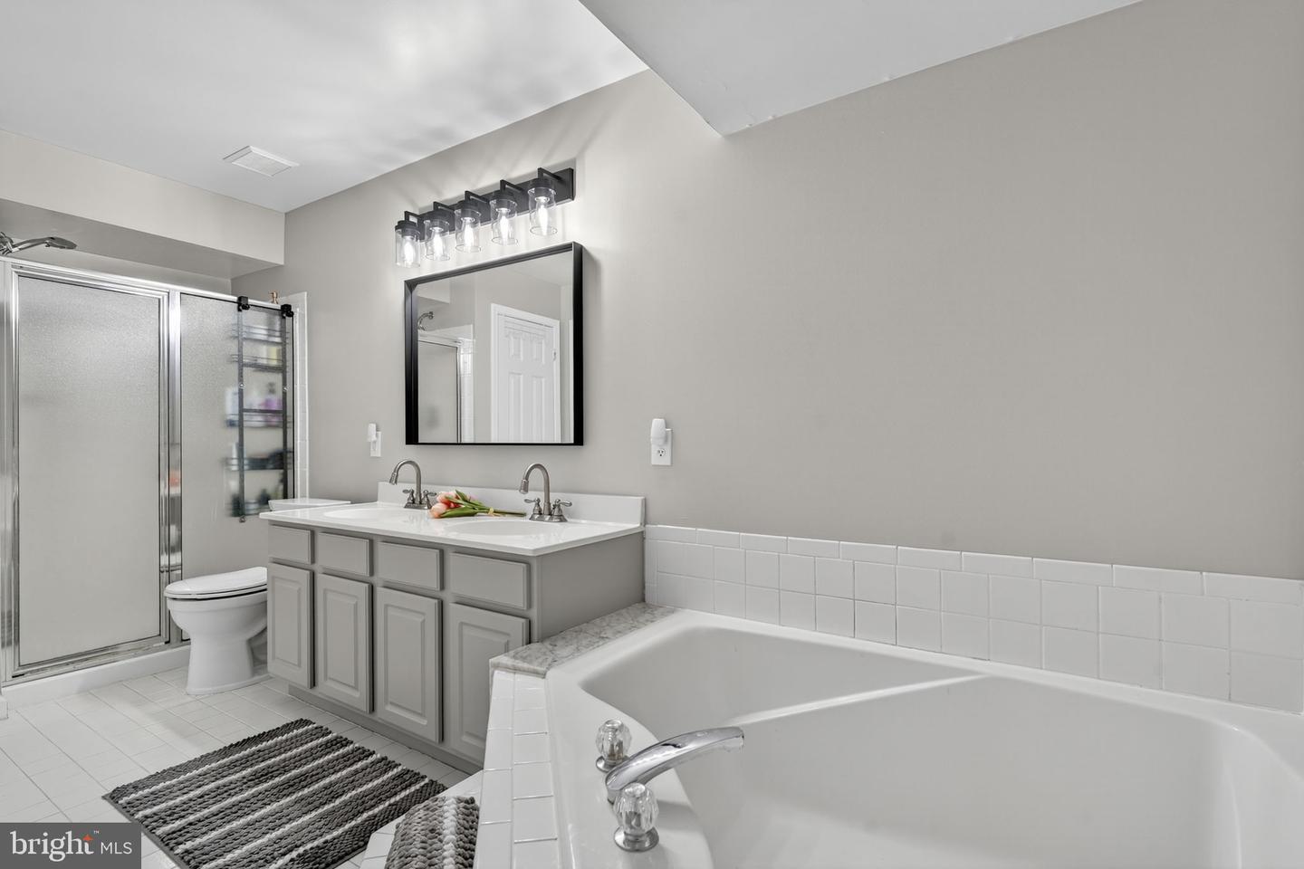 5460 WESTFIELD CT, WARRENTON, Virginia 20187, 4 Bedrooms Bedrooms, ,3 BathroomsBathrooms,Residential,For sale,5460 WESTFIELD CT,VAFQ2017708 MLS # VAFQ2017708